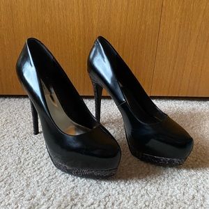 New Simply Vera Melrose platform pumps Sz 7.5